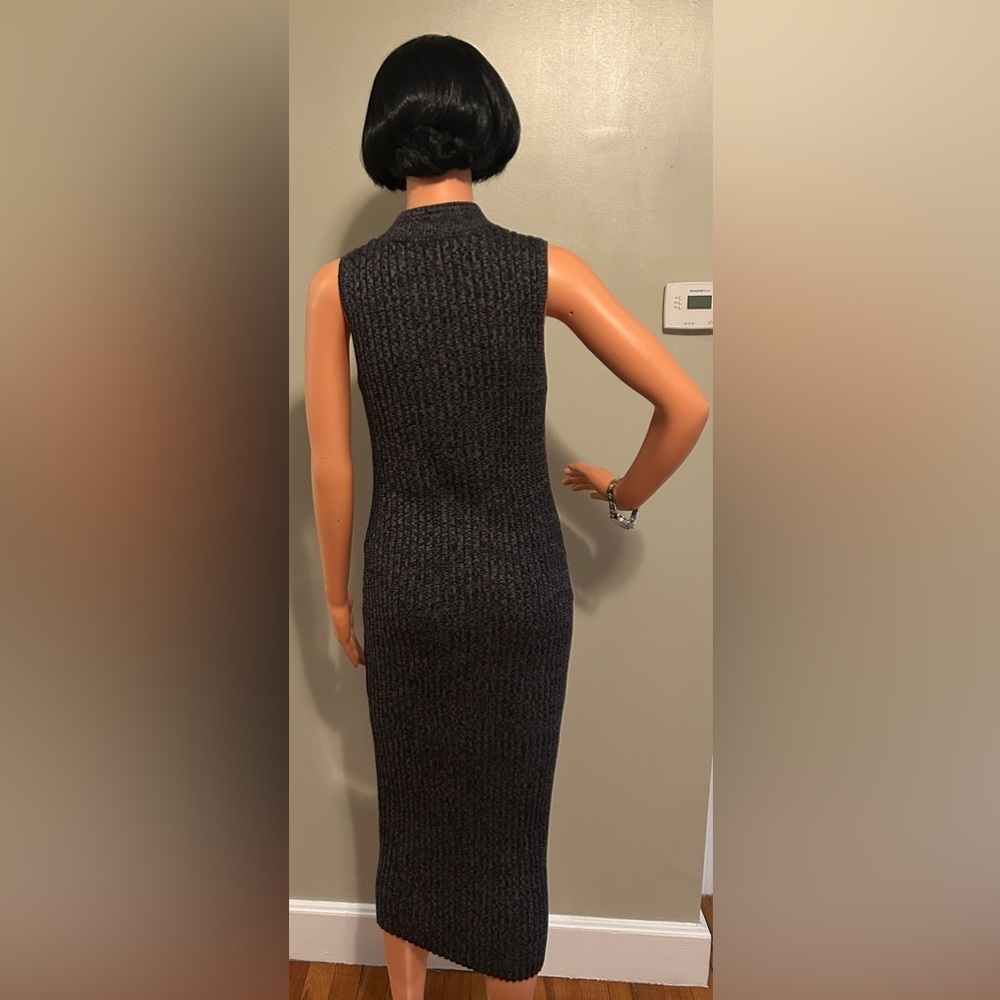Elegant Black Textured Women's Dress - Picture 11 of 11